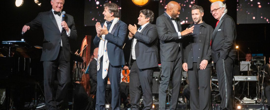 Alain-Ducasse-recibe-el-Forbes-Travel-Guide-Award-en-Monaco-intriper.jpg