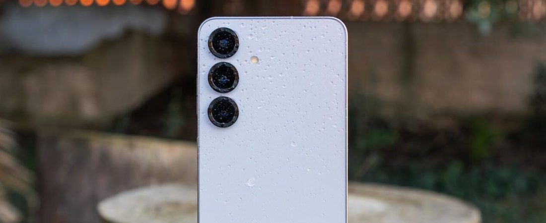 Analisis-Samsung-Galaxy-S25-compacto-potente-y-sorprendentemente-grande-intriper.jpg