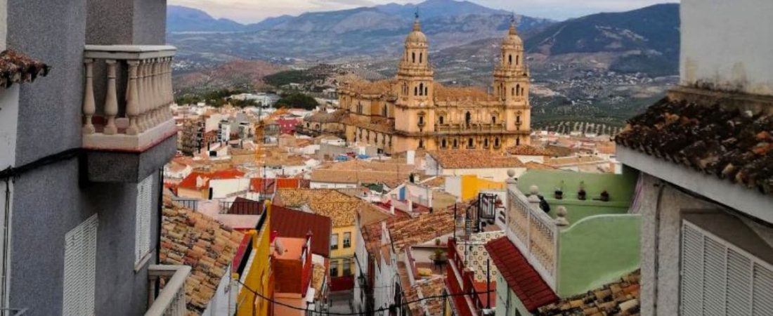 Andalucía Un Ayuntamiento instala tres postes turísticos para facilitar la toma de selfies en lugares emblemáticos-1