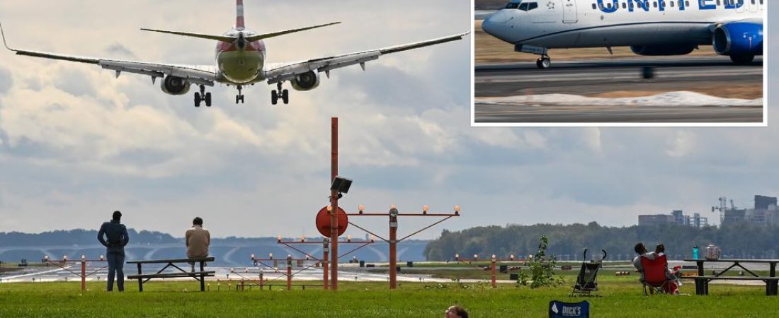 Avion-de-United-Airlines-choca-con-cometa-al-aterrizar-en-Reagan-intriper.jpg