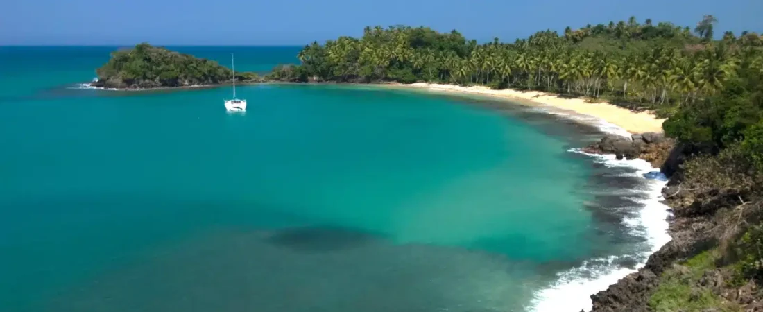 Bahia-de-Samana-2-1-scaled