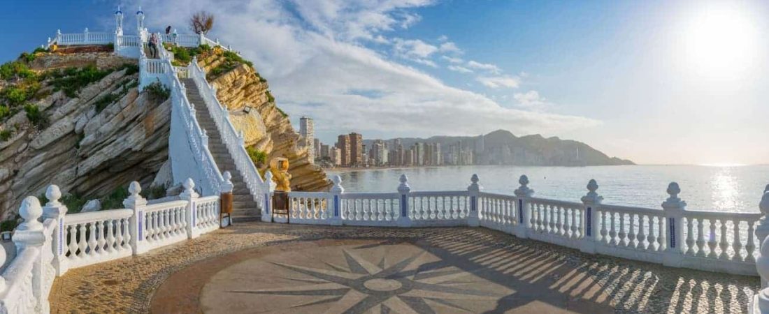 El Balcón del Mediterráneo, uno de los miradores panorámicos más bellos de toda Benidorm