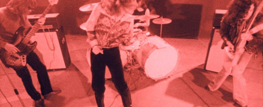 Big-Screen-de-Zeppelin-expertos-en-pantallas-gigantes-y-proyeccion-intriper.jpg