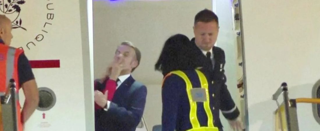 Brigitte-Macron-abofetea-a-Emmanuel-Macron-durante-gira-oficial-intriper.jpg