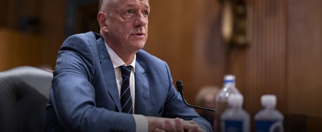 CEO-de-UnitedHealth-renuncia-por-motivos-personales-segun-CNN-Business-intriper.jpg