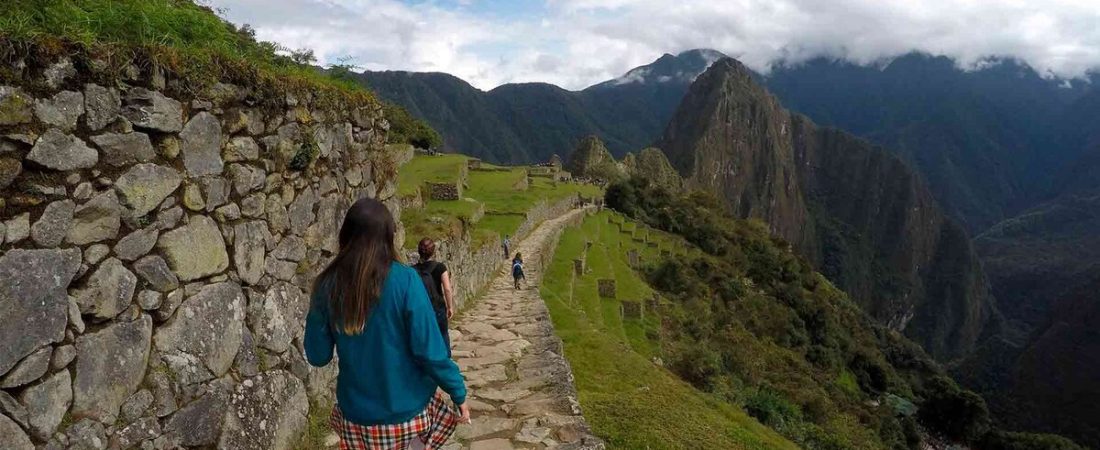 CIMDRBTLK5FWZMAO2RO2UFIYSM