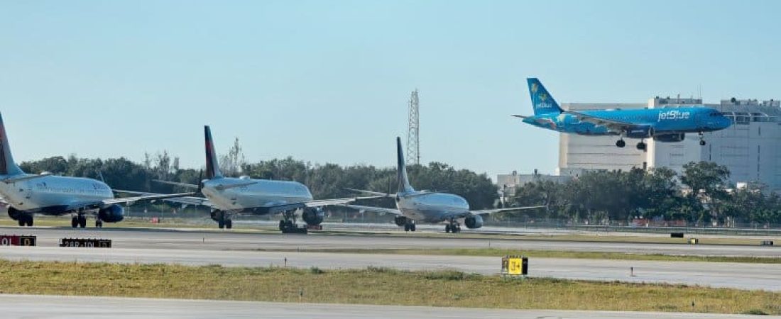 Caen-70-los-viajes-aereos-entre-Estados-Unidos-y-Canada-intriper.jpg