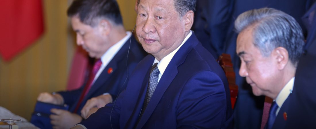 China-responde-a-aranceles-de-EE.UU_.-del-245-por-ciento-intriper.jpg
