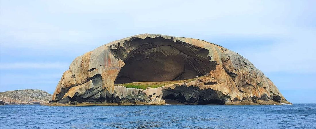 Cleft_Island_Skull_Rock_-_Cavity-2