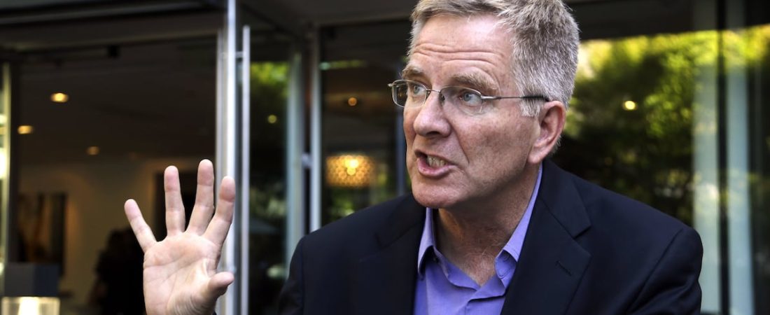 Consejos-de-Rick-Steves-para-viajar-con-proposito-y-significado-intriper.jpg