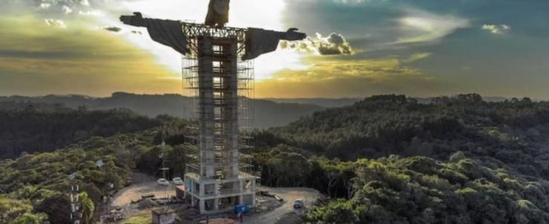 Cristo Protector en Encantado