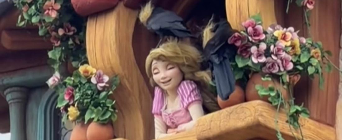 Crows-damage-Rapunzel-attraction-causing-removal-from-Tokyo-Disney-Sea-intriper.jpg