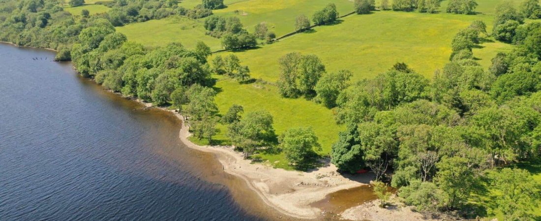 pueblo embrujado con playa privada en Escocia