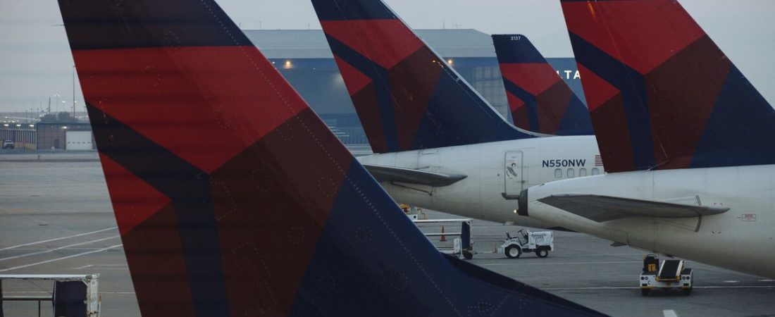 Delta-y-Airbnb-caen-por-preocupaciones-del-consumidor-en-viajes-intriper.jpg