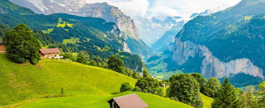 Descubre-el-encantador-pueblo-suizo-accesible-solo-en-tren-intriper.jpg