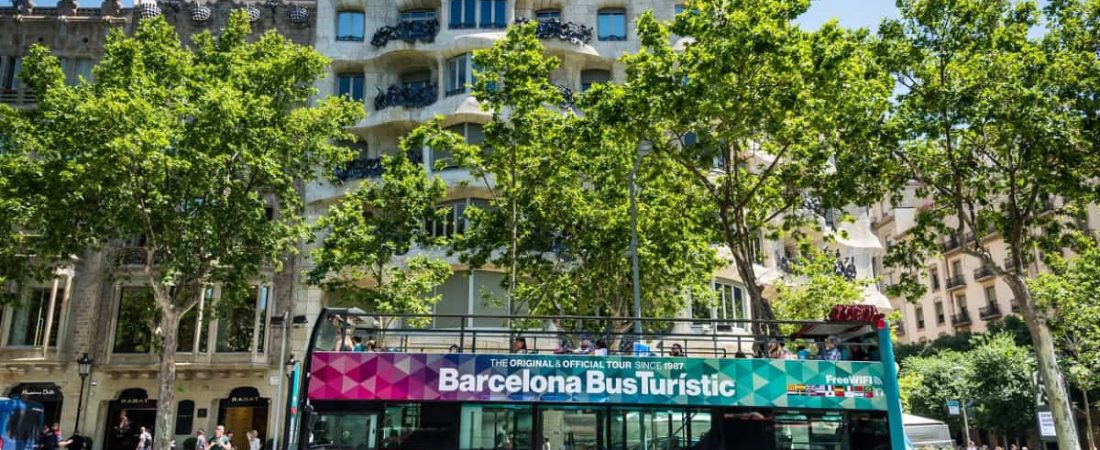 El bus turístico de Barcelona retoma sus recorridos de manera exclusiva para el turismo local y nacional 1