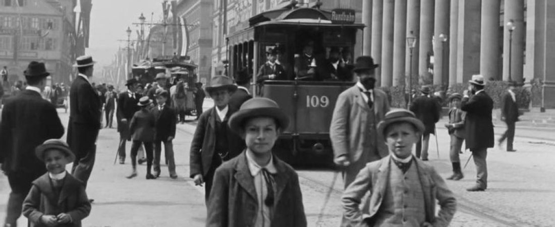 El-origen-del-cine-y-la-invencion-del-cinematografo-intriper.jpg