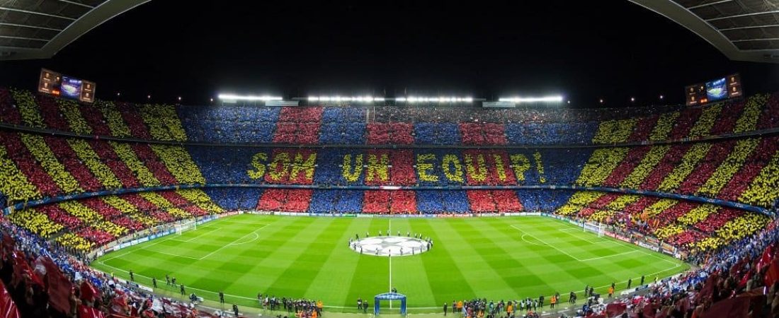 El_Camp_Nou_en_un_partido_de_la_Uefa_Champions_League