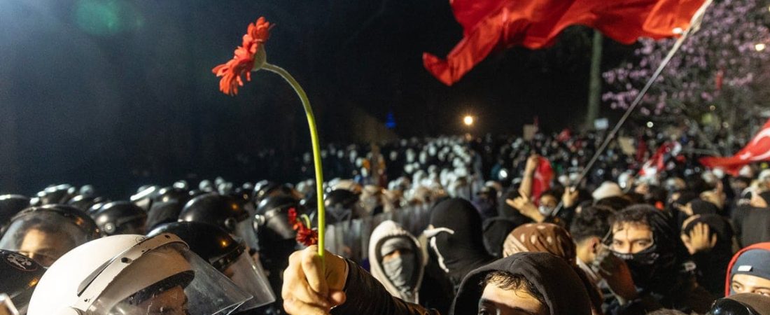 Erdogan-critica-protestas-en-Turquia-mientras-alertan-sobre-disturbios-intriper.jpg