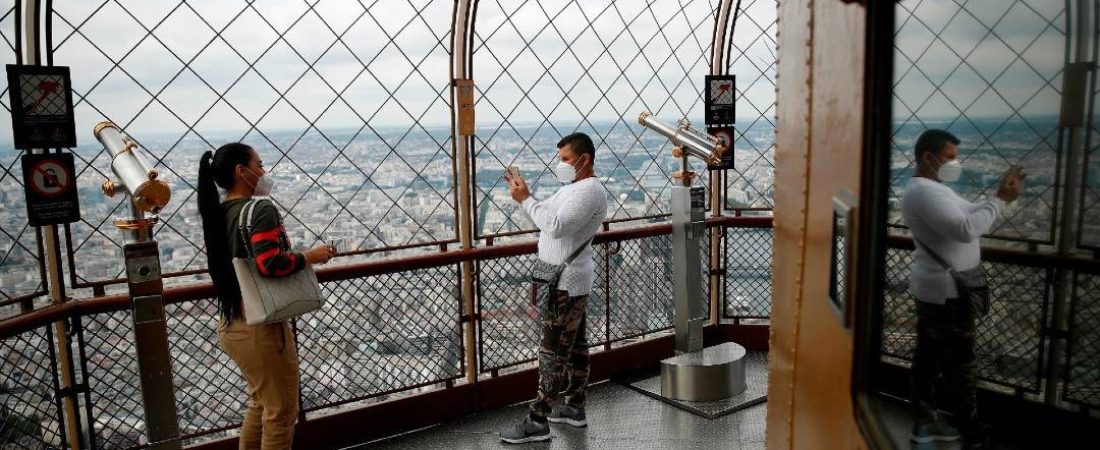 Francia anuncia que el uso de mascarilla será obligatorio en lugares públicos cerrados