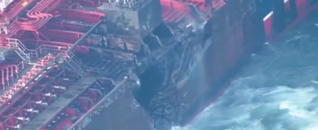 Impactantes-imagenes-aereas-muestran-explosion-en-petrolero-frente-a-Reino-Unido-intriper.jpg