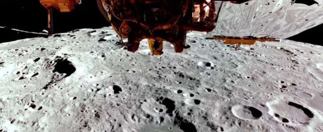 Impresionante-video-revela-imagenes-de-la-superficie-lunar-en-detalle-intriper.jpg