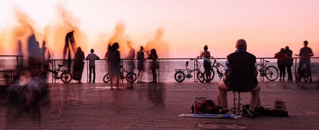 Israel recibe a turistas vacunados que viajen de forma individual, por primera vez en 18 meses