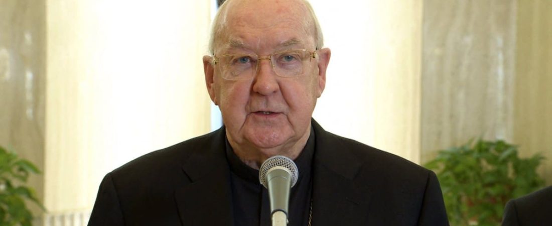 Kevin-de-Dublin-es-nombrado-Papa-interino-en-decision-historica-intriper.jpg