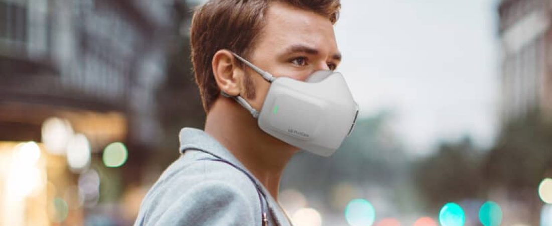 LG presenta una innovadora mascarilla con purificador de aire a batería 1