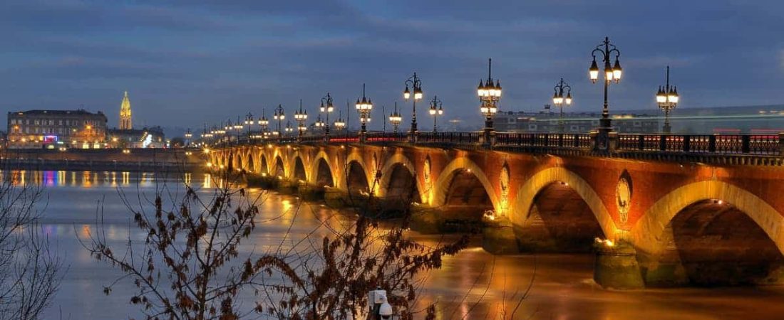 La ciudad francesa Burdeos reducirá su alambrado nocturno durante la madrugada con fines de ahorro y cuidado del medioambiente-1