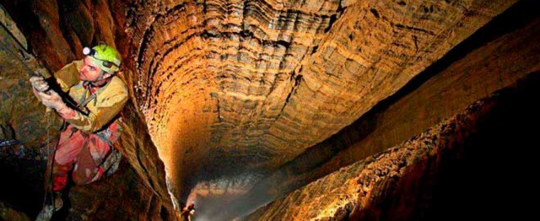 La-cueva-más-profunda-del-mundo-krubera