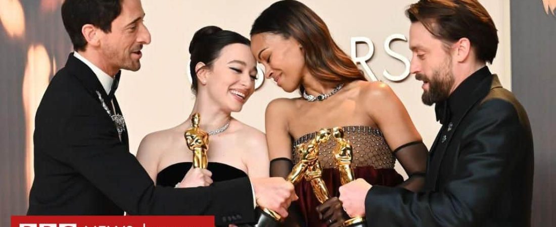 Momentos-inolvidables-de-los-Oscar-2024-donde-Anora-brillo-intriper.jpg