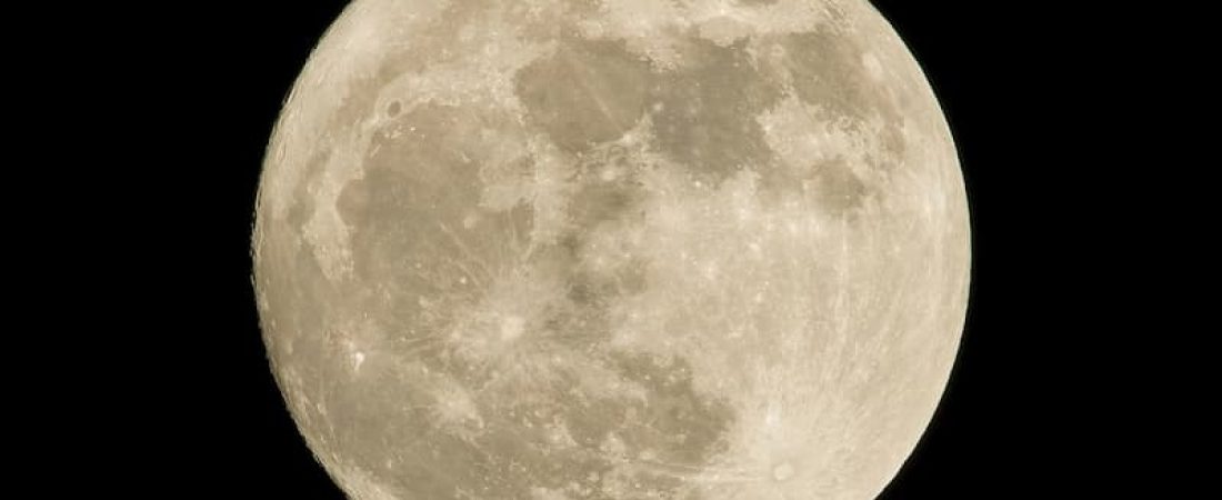 NASA quiere poner un reactor nuclear en la Luna