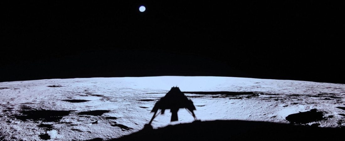 Nave-espacial-privada-de-EE.UU_.-aterriza-con-exito-en-la-Luna-intriper.jpg