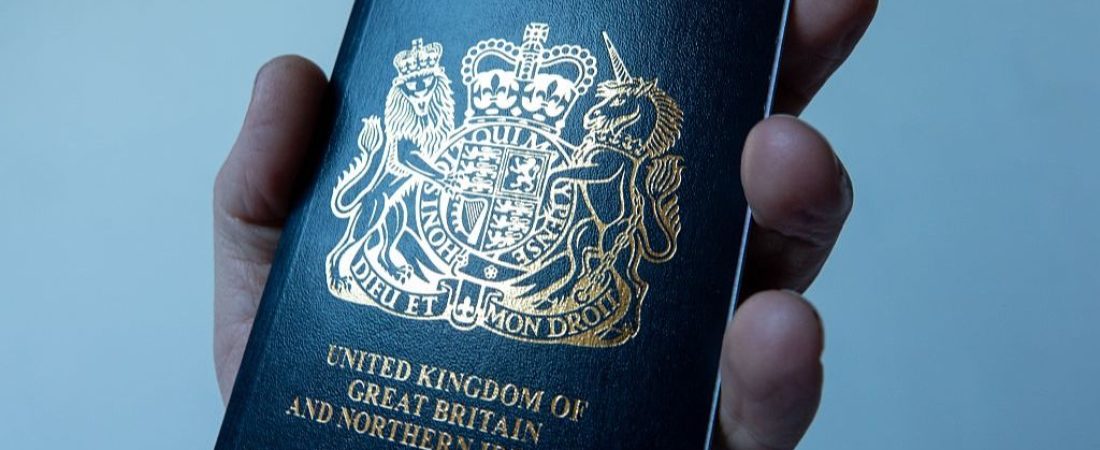 Nuevas-reglas-de-pasaporte-afectarian-ingreso-de-ninos-britanicos-nacidos-fuera-intriper.jpg