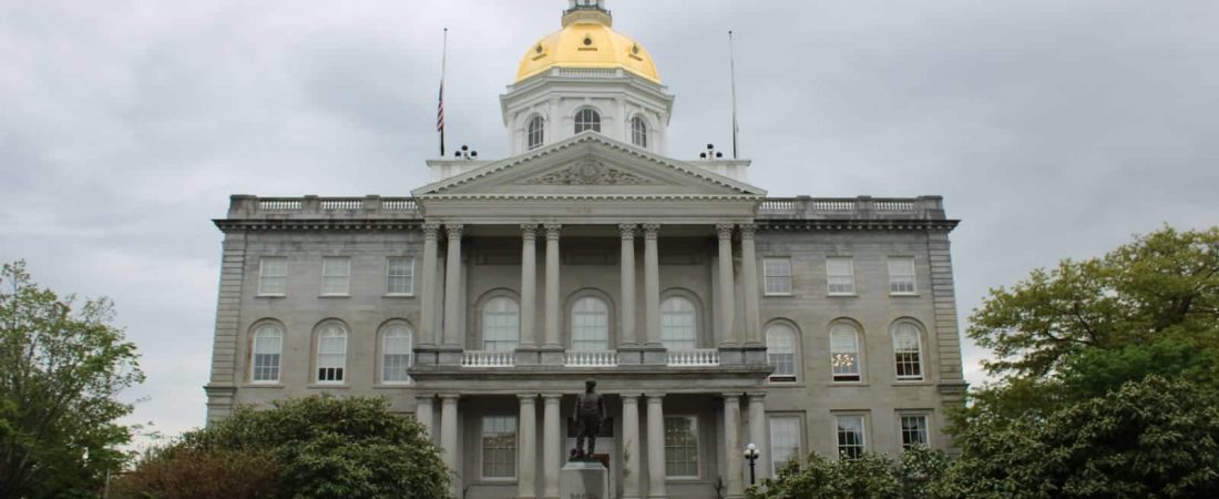 Nuevo-veto-en-New-Hampshire-limita-viajes-de-menores-para-cirugias-intriper.jpg