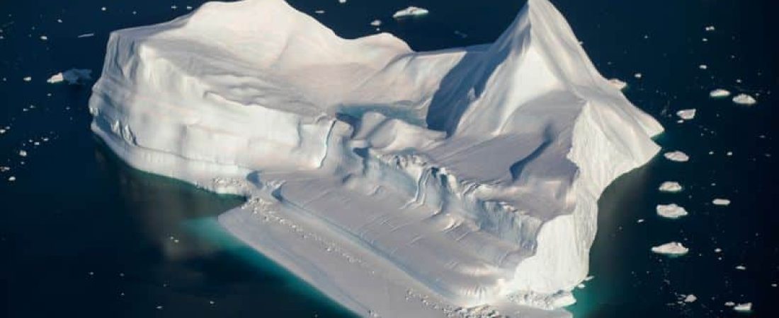 FOTO DE ARCHIVO: Icebergs en la entrada del fiordo de hielo Jakobshavn, cerca de Ilulissat, Groenlandia, 16 de septiembre de 2021. REUTERS/Hannibal Hanschke