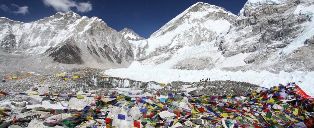 NEPAL AVALANCHA ANIVERSARIO