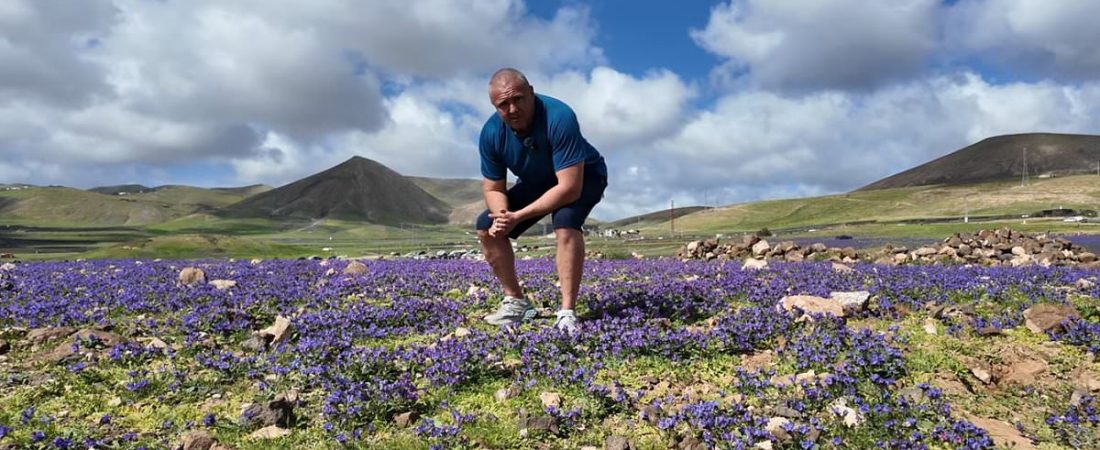 Paisaje-volcanico-de-Lanzarote-se-vuelve-verde-tras-lluvias-2026-intriper.jpg
