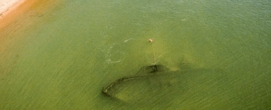 Por el bajo nivel de agua en el río Paraná descubrieron restos de un barco de vapor hundido a principios del siglo XX 4