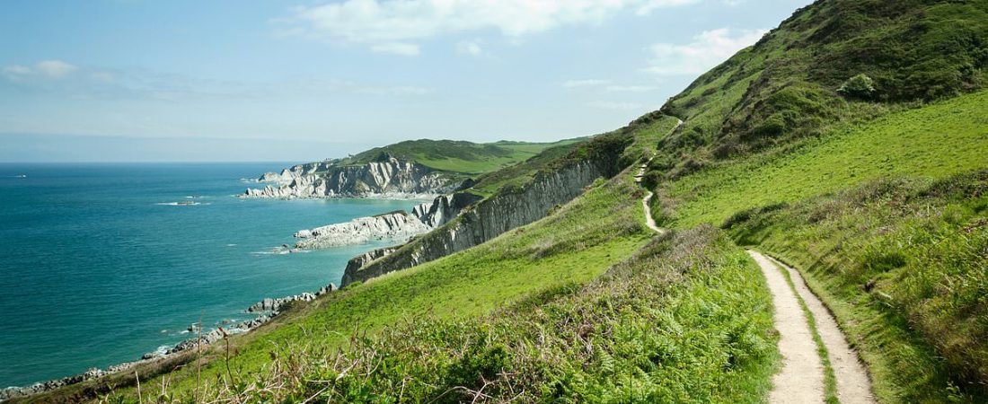 Reino-Unido-inaugura-el-sendero-costero-mas-largo-del-mundo-finalmente-intriper.jpg