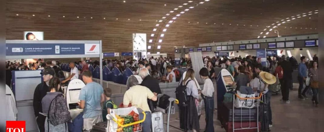 Reino-Unido-y-Alemania-emiten-nueva-alerta-de-viaje-a-EE.UU_.-intriper.jpg