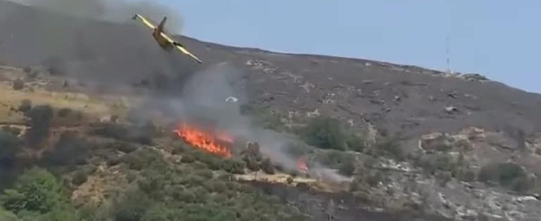 Se estrelló un avión bombero que luchaba contra los incendios en Grecia los dos pilotos desaparecidos eran miembros de la Fuerza Aérea local-1