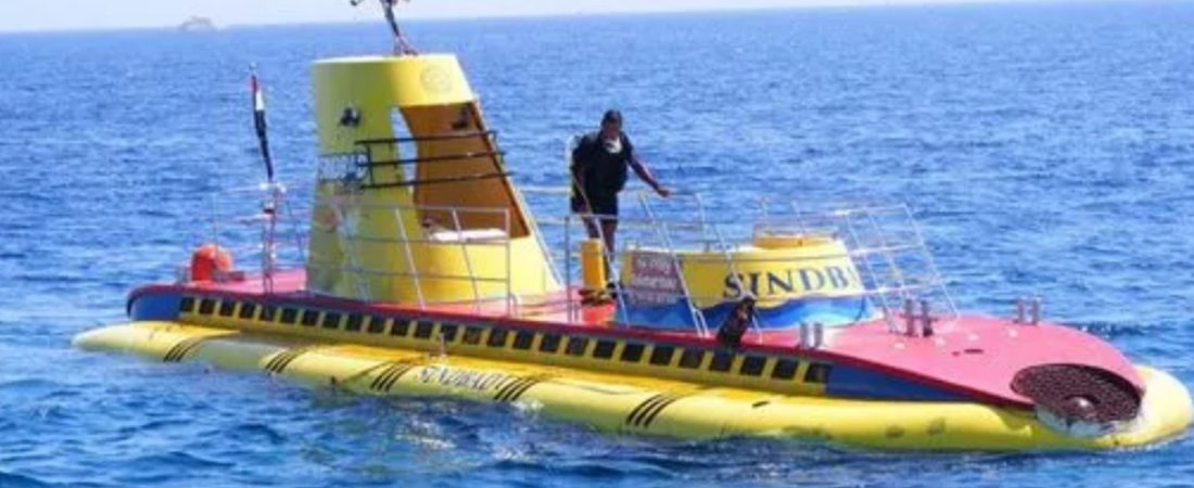 Seis-muertos-en-Egipto-tras-hundimiento-de-submarino-turistico-en-el-Mar-Rojo-intriper.jpg