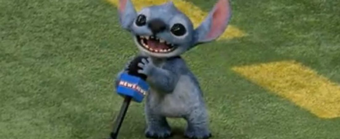Stitch-sorprende-en-el-Caesars-Superdome-durante-el-Super-Bowl-LIX-intriper.jpg