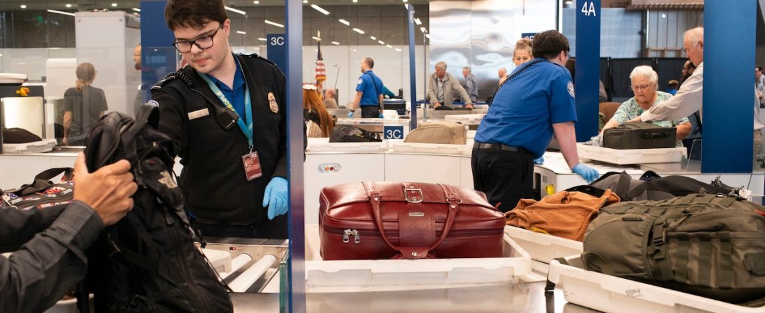 TSA-permite-viajar-con-estos-11-nuevos-objetos-sin-restriccion-intriper.jpg