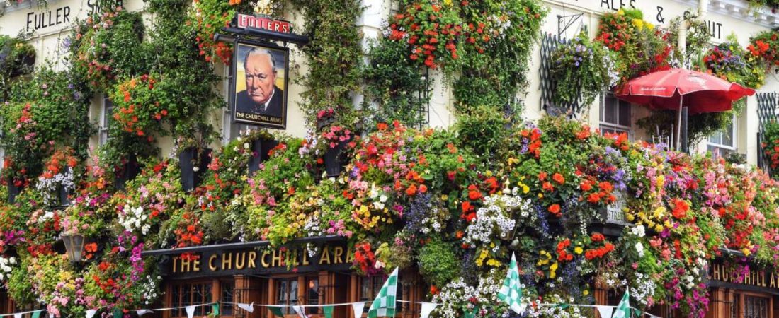 The-Churchill-Arms-Foto-Nicholas-doherty-Unsplash-1282x780