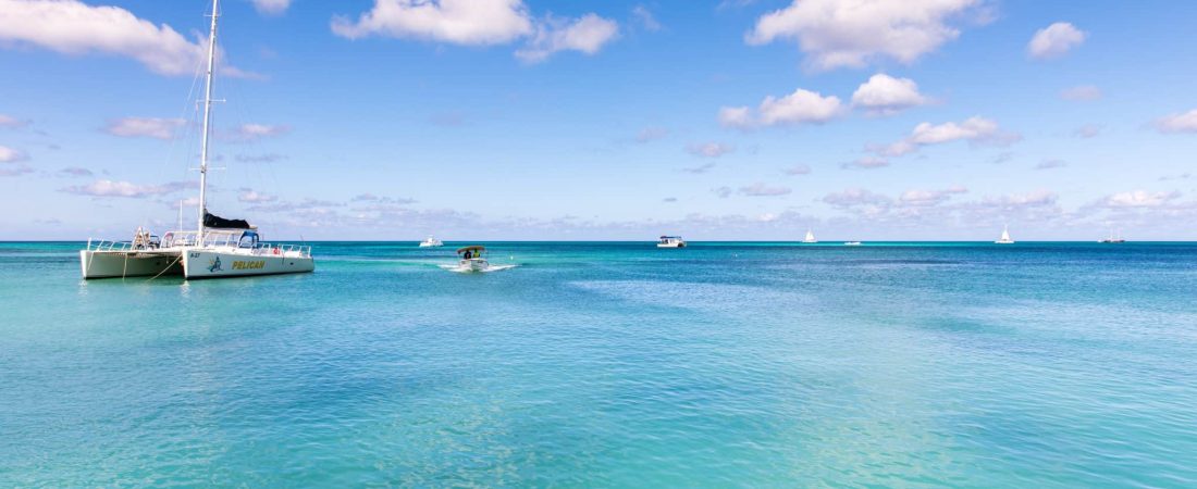 Caraibi - Aruba. Il molo del Pellicano a Palm Beach.