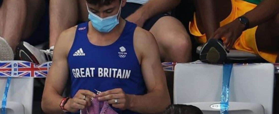 Tom daley tejiendo en los Juegos Olímpicos