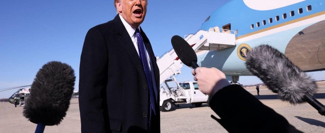 Trump-considera-nueva-prohibicion-de-viajes-a-EE.UU_.-para-43-paises-intriper.jpg